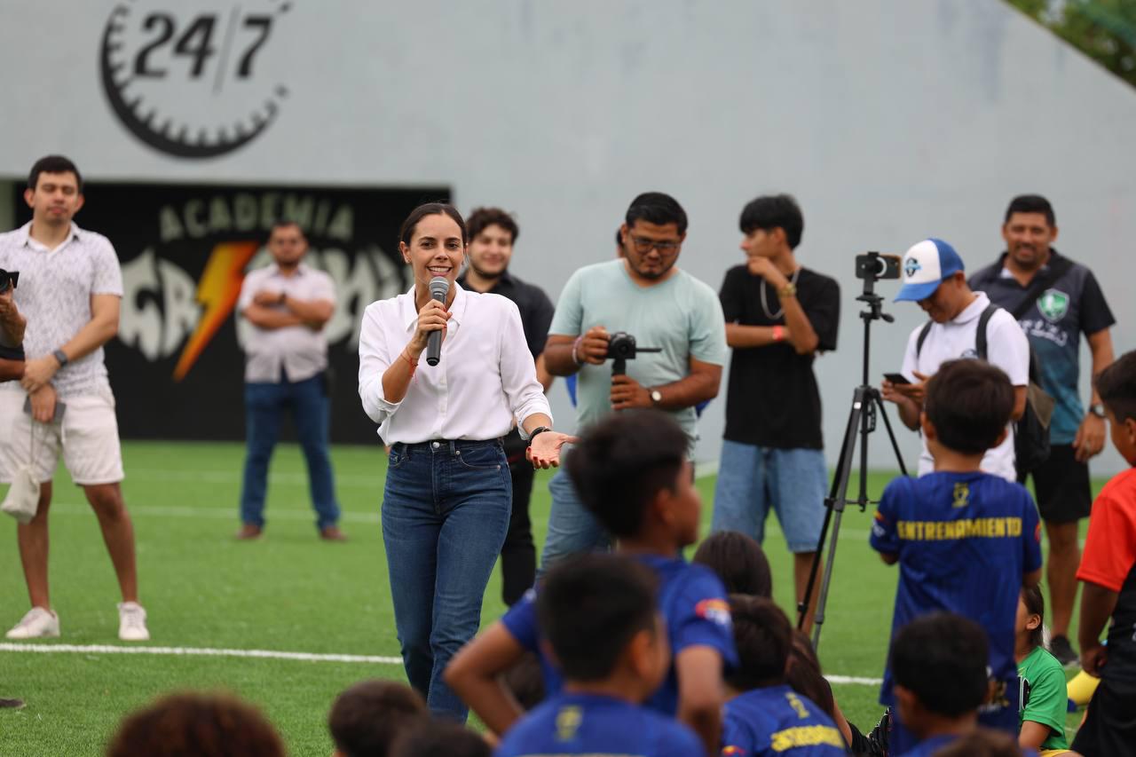 uploads/6/32/01 (2426).Jpeg